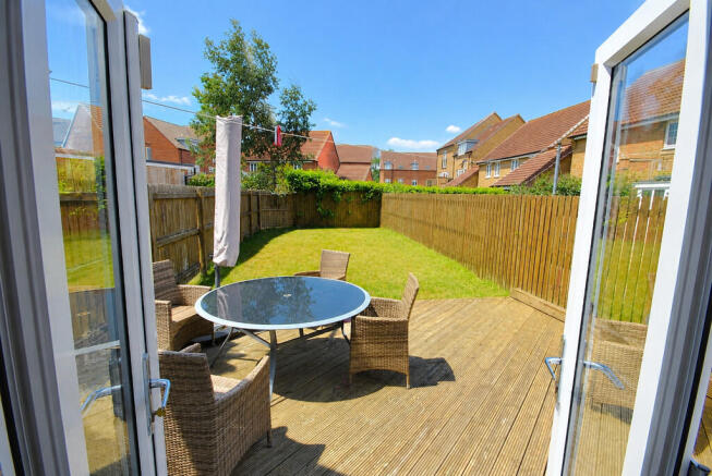 4 bed Semi-Detached for sale Image 10
