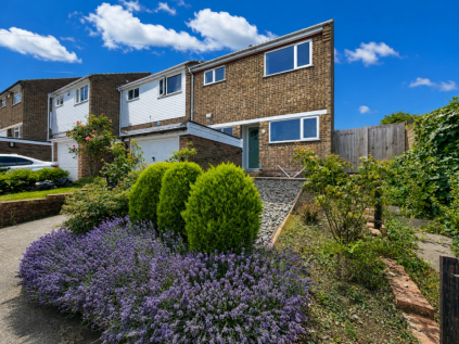 Hunts Close, Luton, Bedfordshire, LU1 5JL