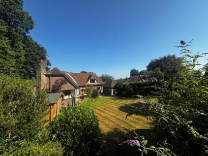 Alderholt Road, Sandleheath, Fordingbridge