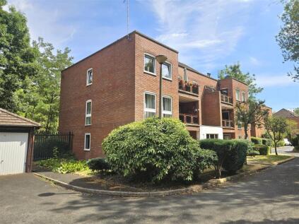Alderwood Place, Solihull