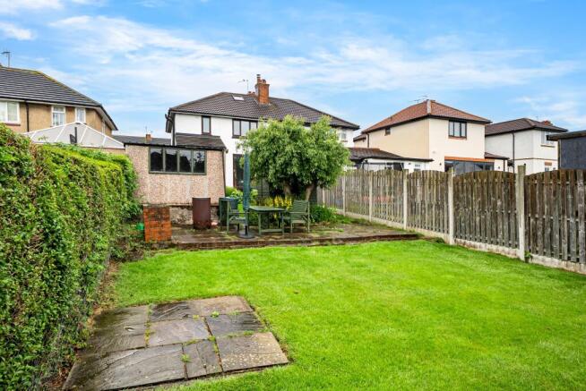 3 bed Semi-Detached for sale Image 12