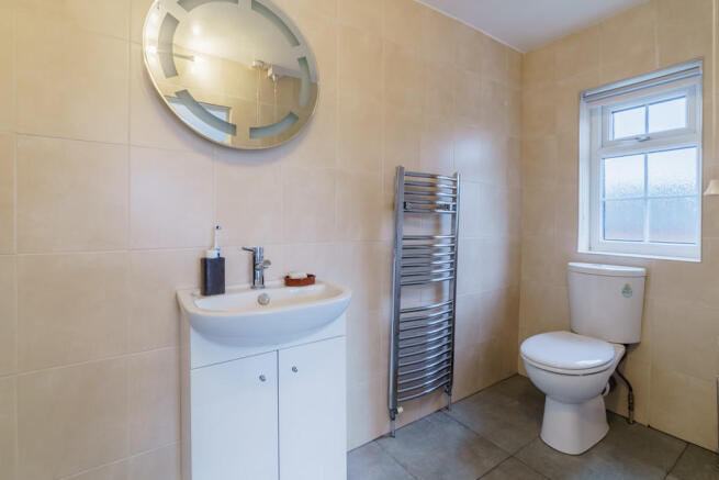 Ensuite Shower Ro...