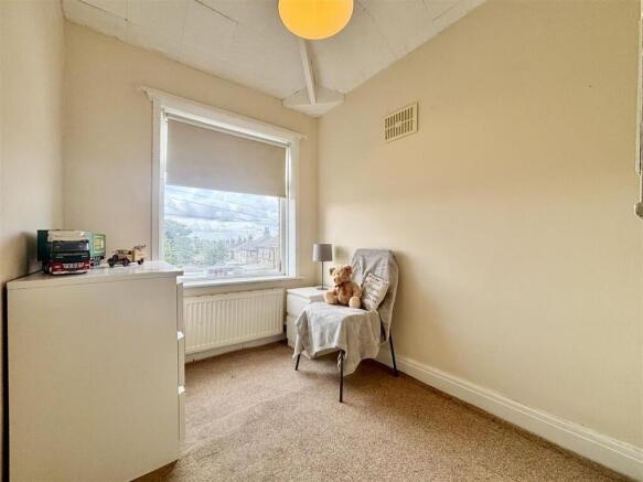 3 bed Semi-Detached for sale Image 11