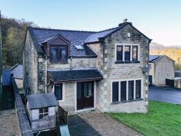 13, Badger Wood, Todmorden OL14 6BB