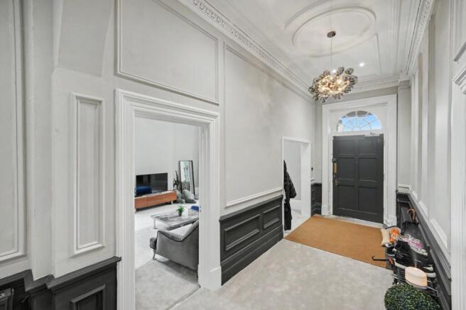 8 bed Detached Villa for sale Image 5