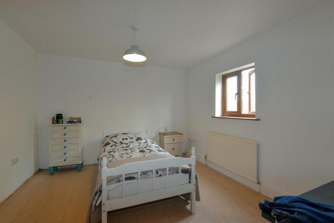 Bedroom3 1.jpg