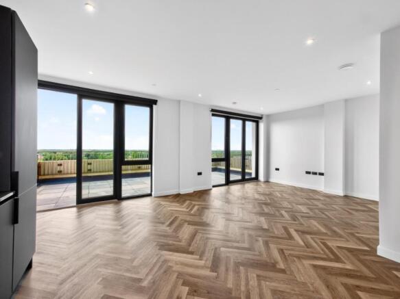 3 bed Penthouse for sale Image 5