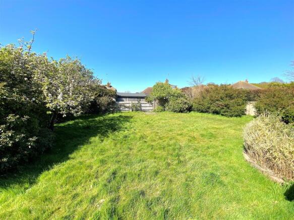 21 Jevington Close - Garden2.jpg