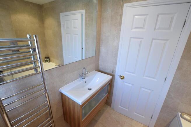 HOUSE BATHROOM