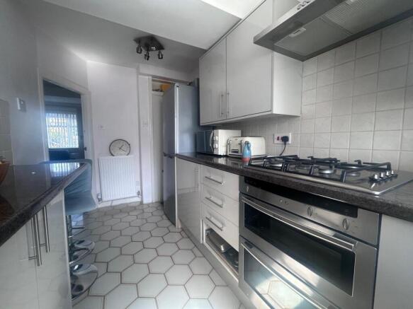 2 bed Terraced for sale Image 12