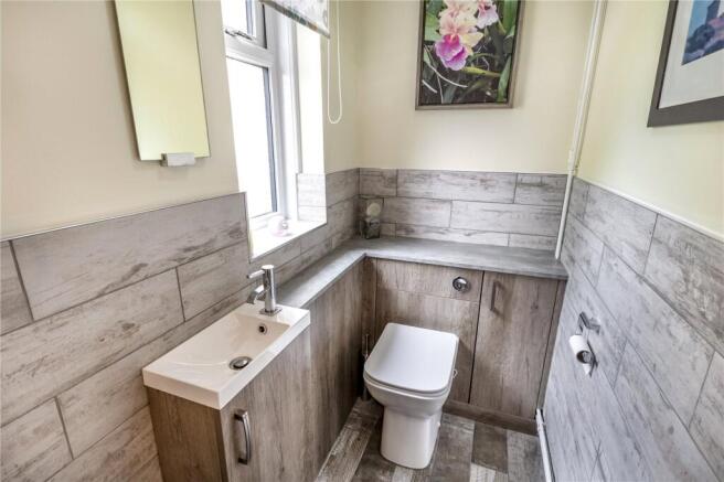 3 bed Terraced for sale Image 10