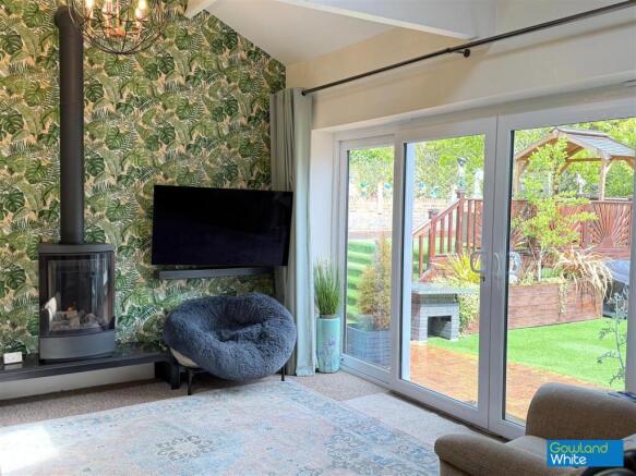 4 bed Detached for sale Image 12
