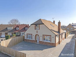 8, All Saints Close, Chelmsford CM1 7HT