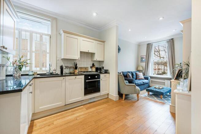 Flat 3, 56 Chiswick Lane-4.jpg