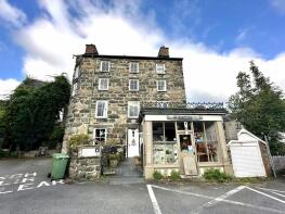 Star House, Meyrick Street, Dolgellau LL40 1LN
