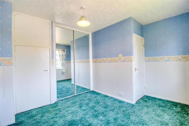 3 bed Semi-Detached for sale Image 5