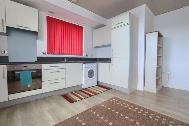 1 bed Flat to rent Image 4
