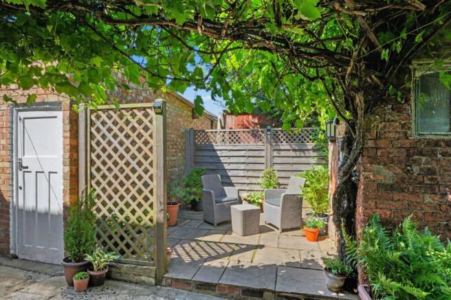 1 bed Terraced for sale Image 11