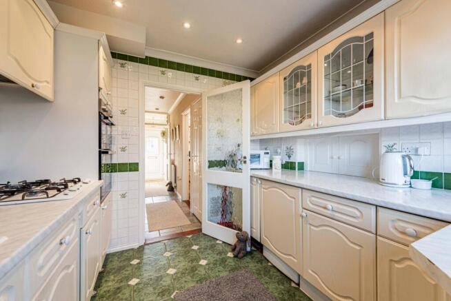 Kitchen (2)