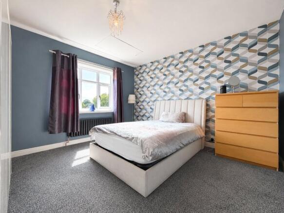 3 bed Detached for sale Image 11