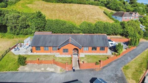 Sawel Terrace, Pontarddulais, Swansea