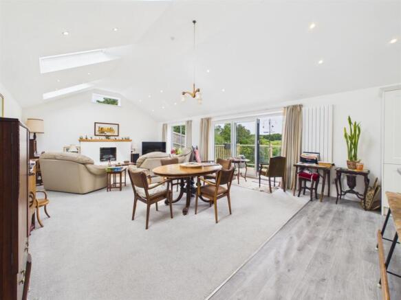 Annexe Living/Dining/Kitchen