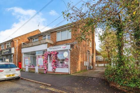 South Lane, Clanfield, Waterlooville, Hampshire, PO8