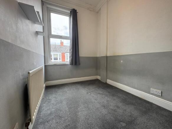 3 bed Terraced to rent Image 9