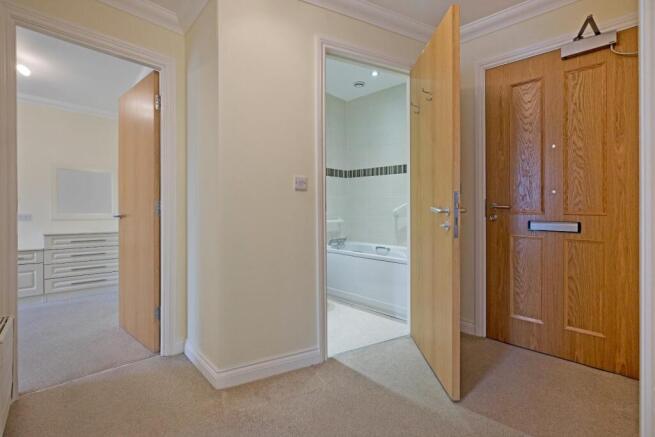 2 bed Retirement Property for sale Image 12