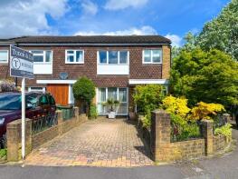 11, Thames Meadow, West Molesey KT8 1TQ