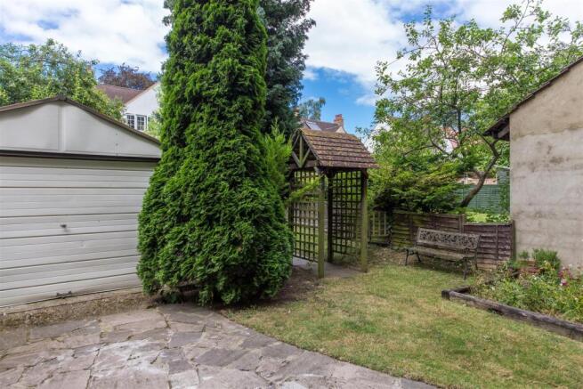 19 Glebe Road (21 of