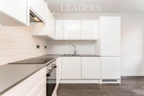 Flat 3, 8, Ogle Road, Southampton SO14 7FB