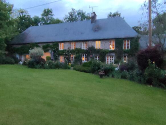 Photo 3