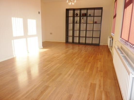 Photo 03