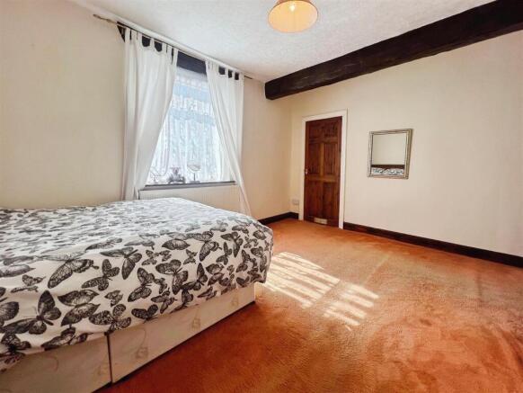 3 bed Terraced for sale Image 12
