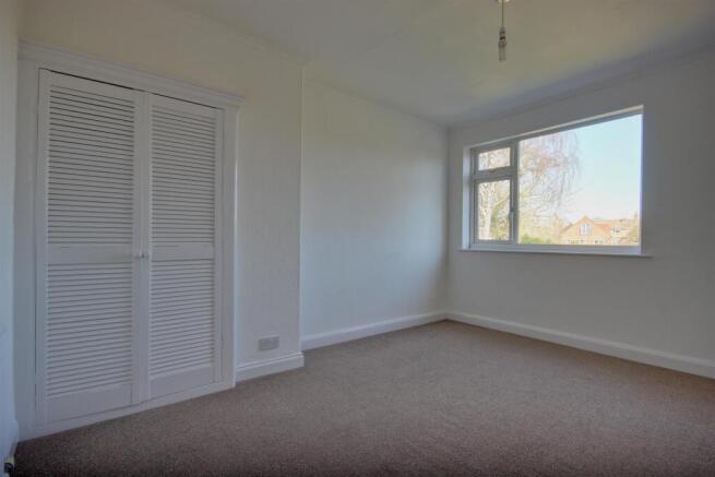 3 bed Terraced for sale Image 7