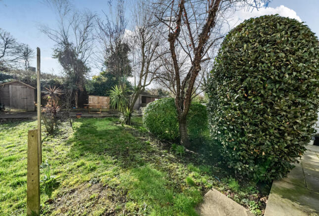 1419082-6-699da41...