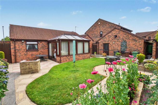 2 bed Bungalow for sale Image 9