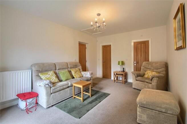 2 bed Flat for sale Image 8