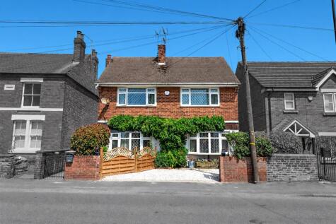 Main Street, Horsley Woodhouse, Ilkeston, Derbyshire, DE7