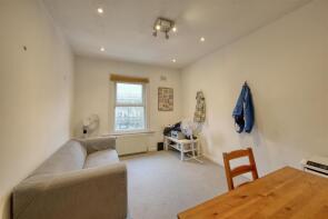 13b, Lansdowne Way, London SW8 1HL