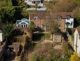 10, Lower Wyche Road, Malvern WR14 4ET