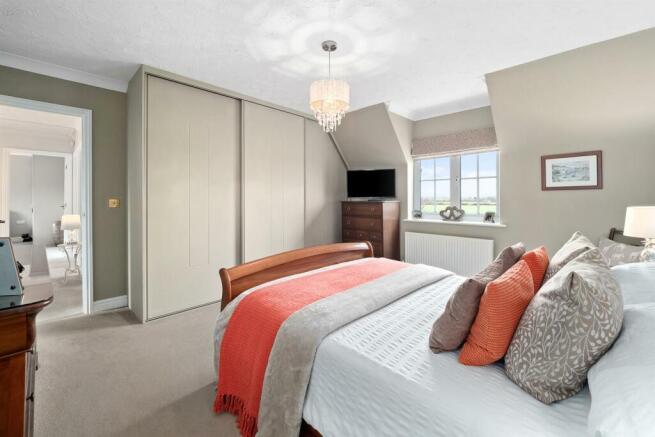 24 Millfield Close-17.jpg