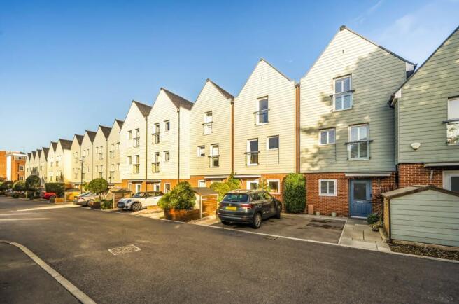 John Rennie Road, Chichester, PO19 photo 4