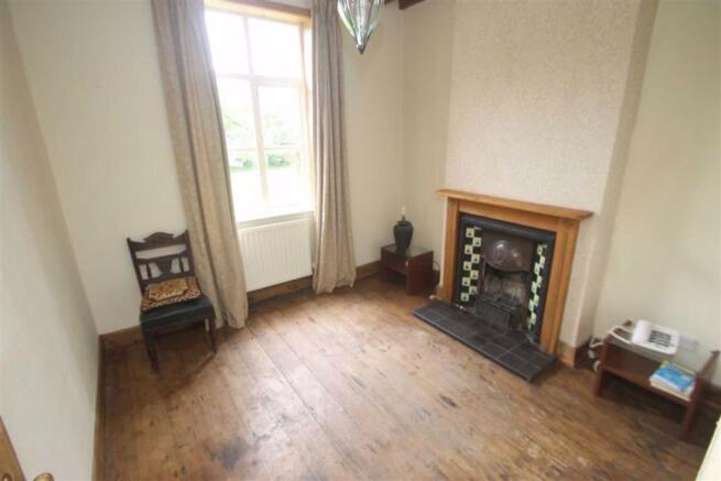SITTING ROOM