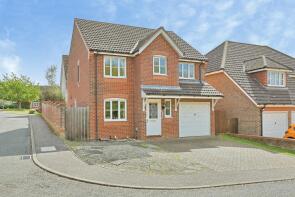 17, Wallace Close, Dereham NR19 2XR