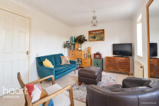 Marsh Farm Lane, Swindon photo 3