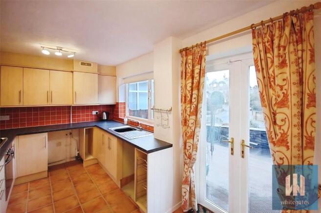 3 bed Terraced to rent Image 5