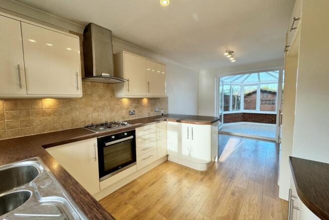 Kitchen (3)