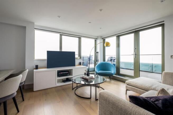 living room 1.jpg